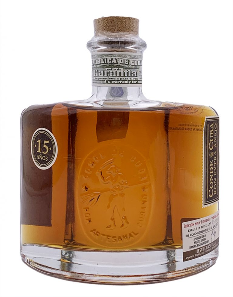Ron Media Luna 15 anos (Astucciato) 0.70 lt. Conde de Cuba